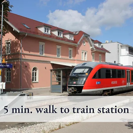 Apartment Hallo!-apartment: Spacious City-center Flat With Sunny Terrace *